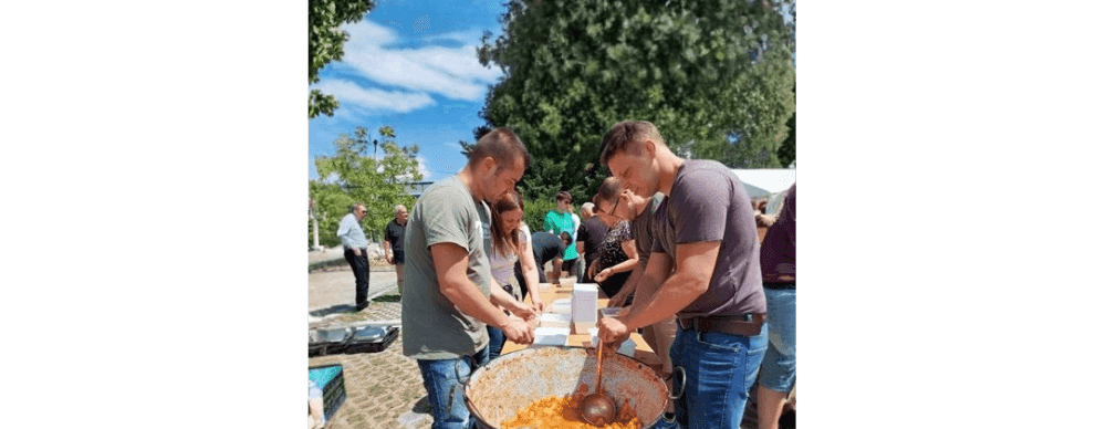 Jótékonysági főzés az Élelmiszerbanknál