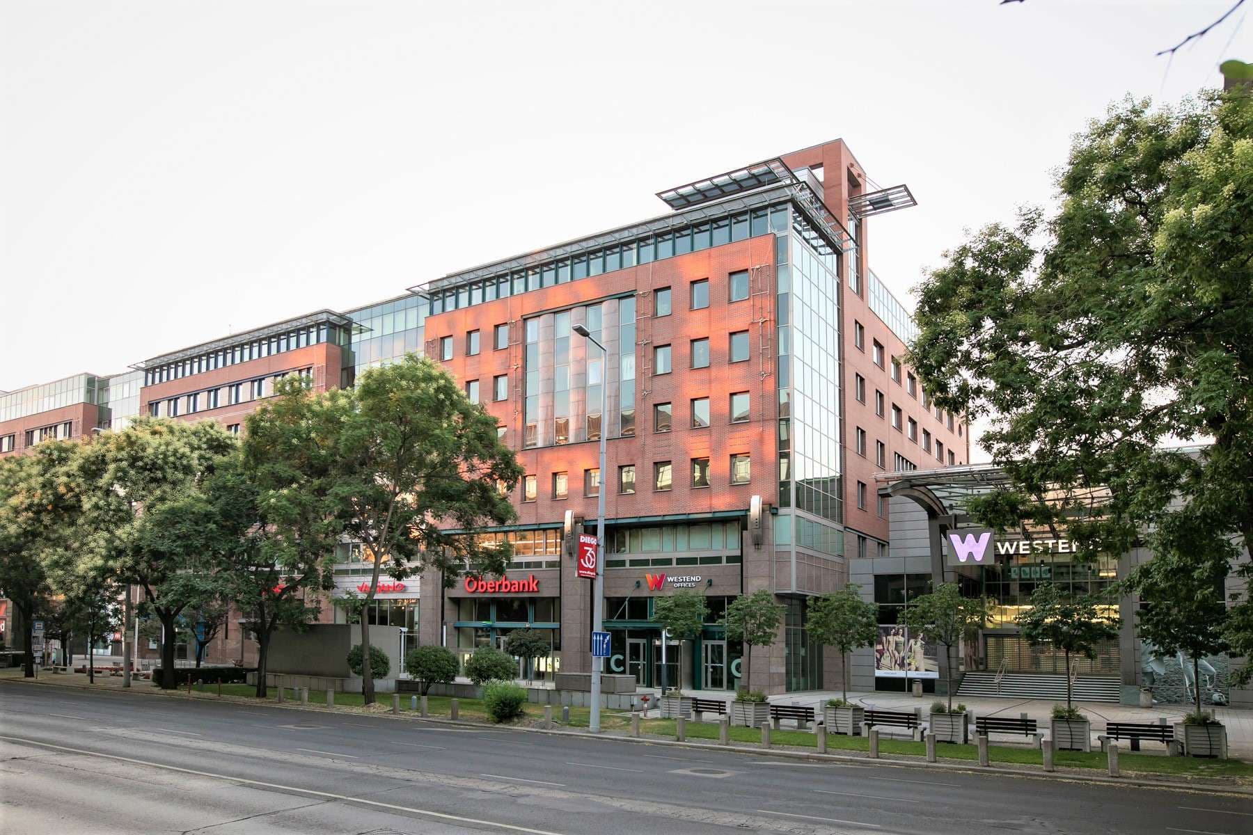 Sikeres időszakot zárt a Westend Offices (2)