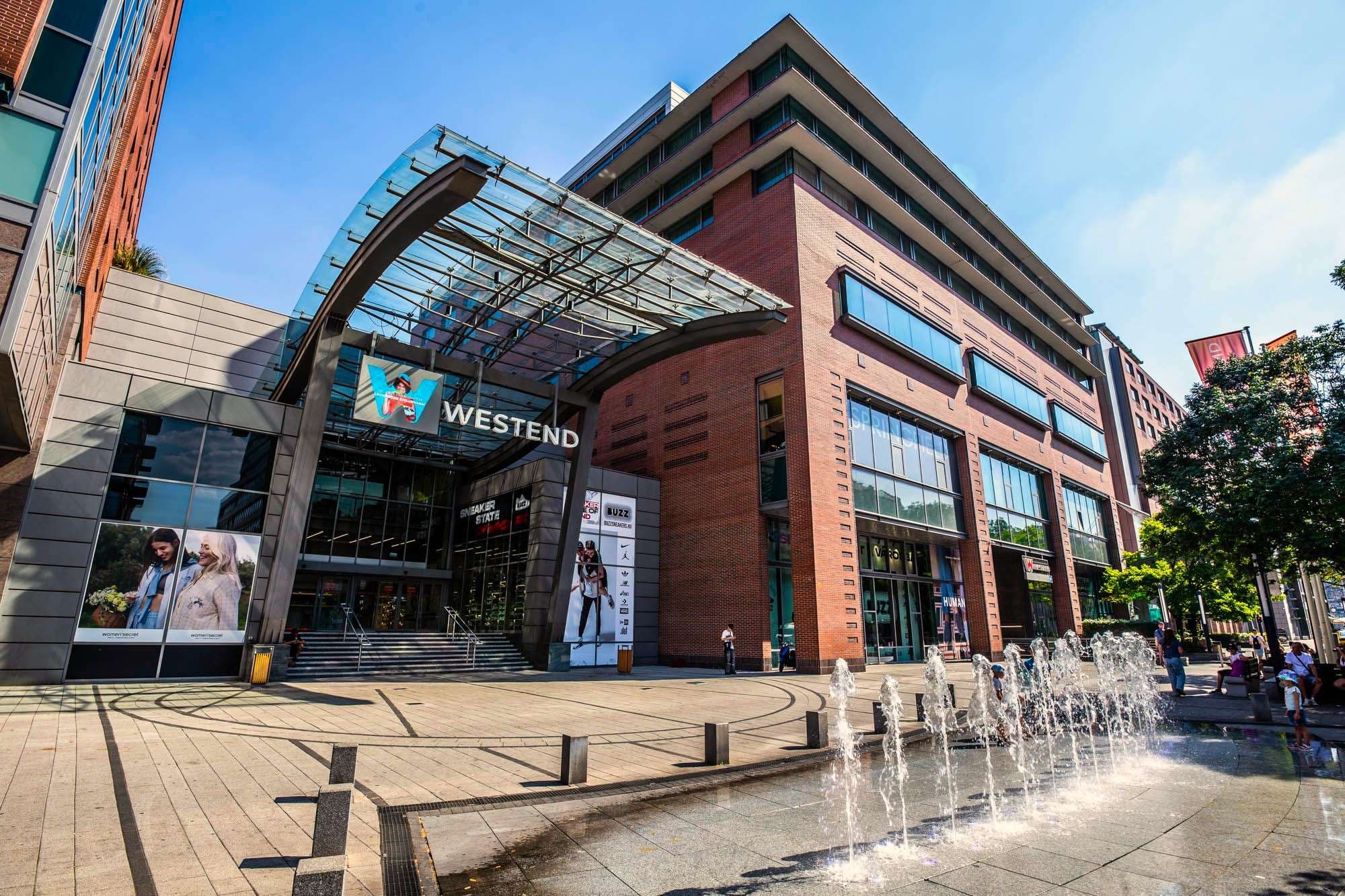 Rekordméretű, 290 millió eurós refinanszírozást kapott a Westend